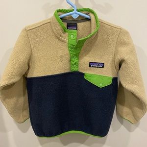 Patagonia Synchilla Snap Fleece Size 2T Great condition